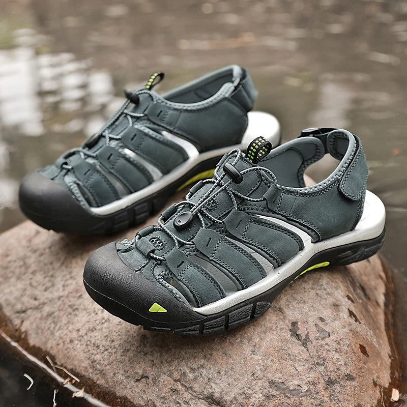 New Arrival Summer Sandals Men Soft Leather Shoes Man Sandalias Outdoor Antiskid Beach Sandals Hollow Shoes Handmade Footwear