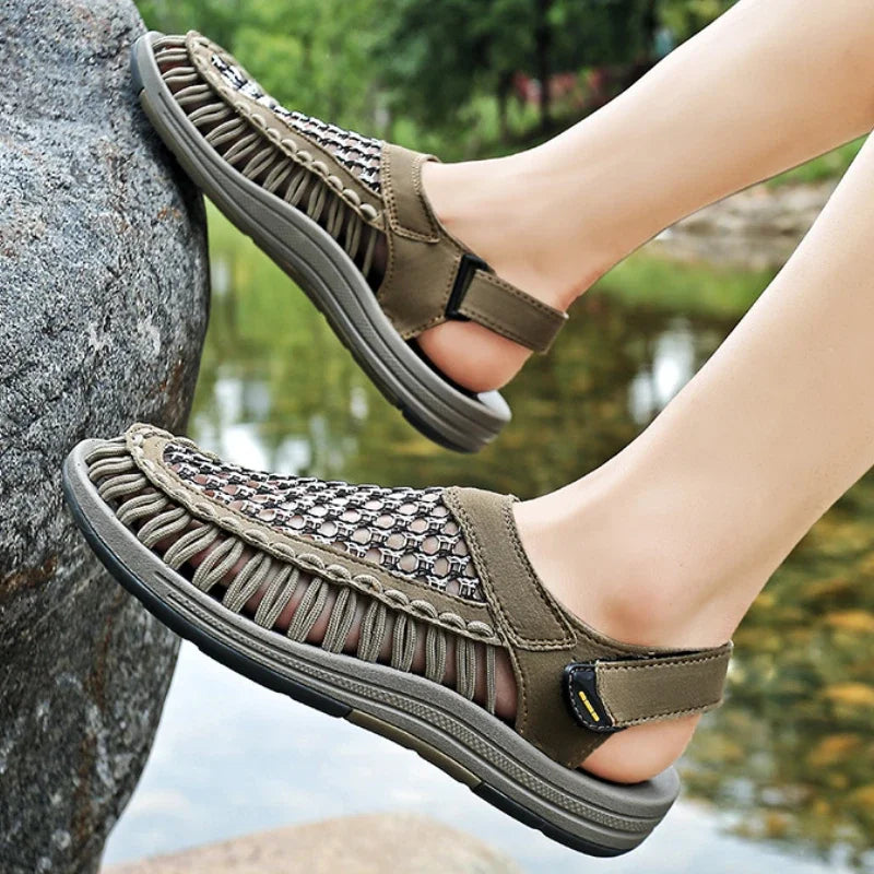 Men Trendy Sandals Breathable Large Size Round Head Solid Colour Slippers Non-slip Casual Beach Lightweight Shoes Zapato Hombre